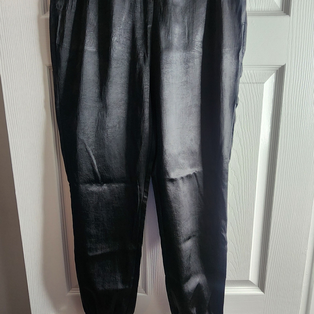 Express Women's Shiny Black Joggers